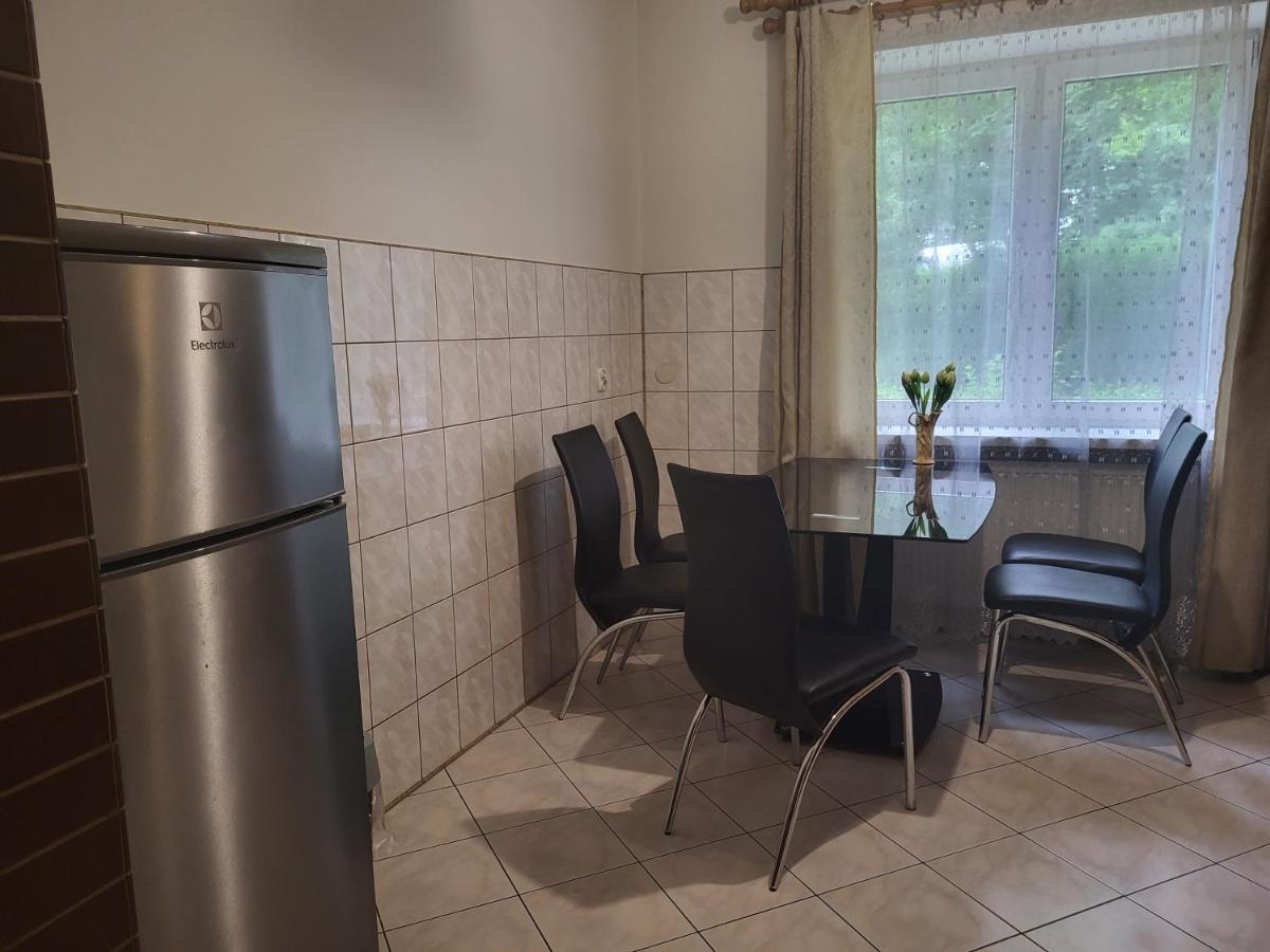Ferienwohnung Apartament Przy Bloniach Krakau Exterior foto