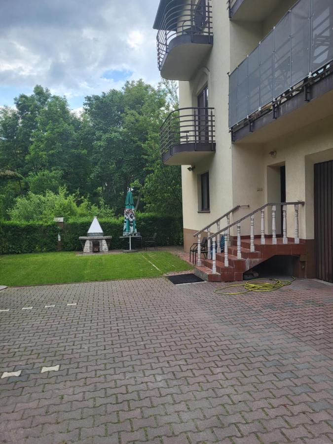 Ferienwohnung Apartament Przy Bloniach Krakau Exterior foto